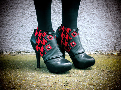 Leather Spats with Pyramid Studs | Red Houndstooth